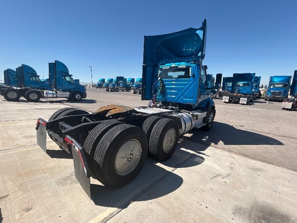 Day Cab Tractor-Heavy Duty Tractors-International-2019-RH613-El Paso-TX-192,913\n\t\tmiles-$ 31,000 - Image 7