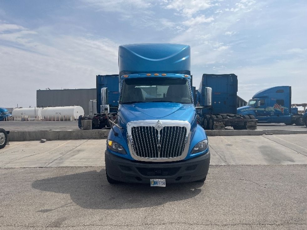 2019 International RH613 RH photo 2