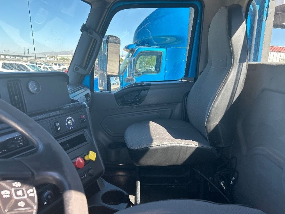 Day Cab Tractor-Heavy Duty Tractors-International-2019-RH613-El Paso-TX-224,817\n\t\tmiles-$ 31,000 - Image 10