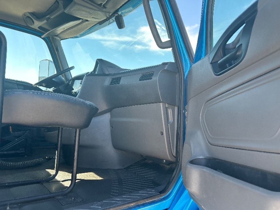 Day Cab Tractor-Heavy Duty Tractors-International-2019-RH613-El Paso-TX-224,817\n\t\tmiles-$ 31,000 - Image 12