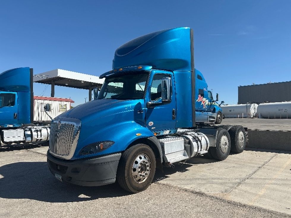 Day Cab Tractor-Heavy Duty Tractors-International-2019-RH613-El Paso-TX-224,817\n\t\tmiles-$ 31,000 - Image 3