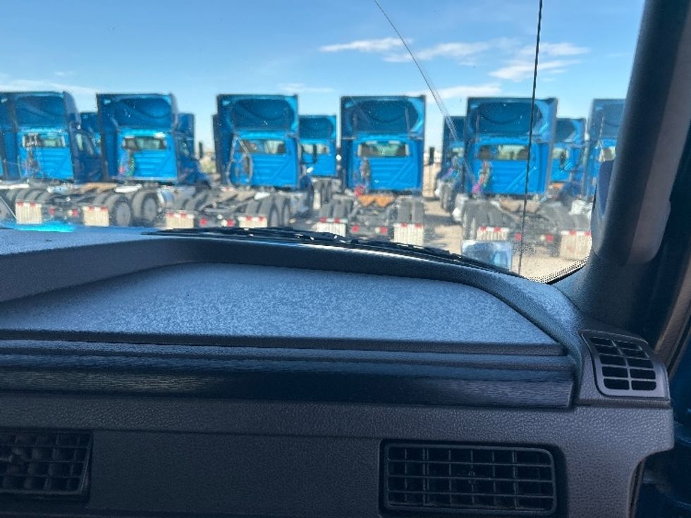 Day Cab Tractor-Heavy Duty Tractors-International-2019-RH613-El Paso-TX-234,599\n\t\tmiles-$ 31,000 - Image 13