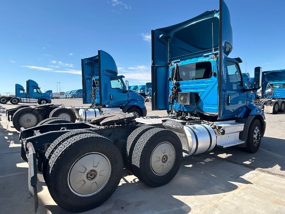 Day Cab Tractor-Heavy Duty Tractors-International-2019-RH613-El Paso-TX-234,599\n\t\tmiles-$ 31,000 - Image 7