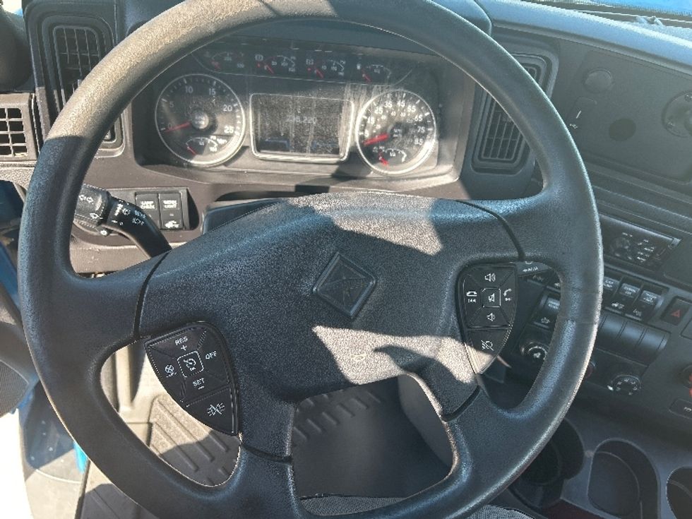 Day Cab Tractor-Heavy Duty Tractors-International-2019-RH613-El Paso-TX-238,220\n\t\tmiles-$ 31,000 - Image 11