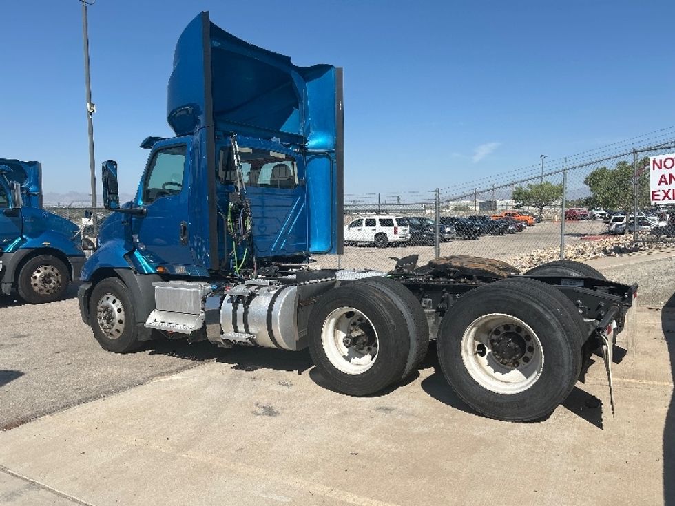 Day Cab Tractor-Heavy Duty Tractors-International-2019-RH613-El Paso-TX-238,220\n\t\tmiles-$ 31,000 - Image 5