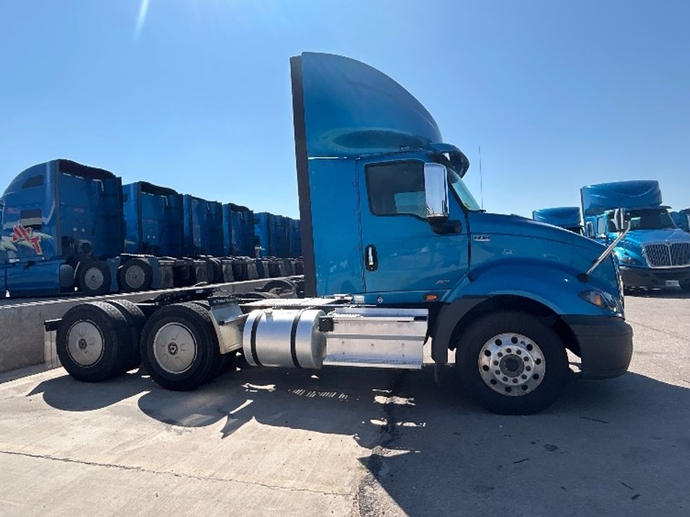 Day Cab Tractor-Heavy Duty Tractors-International-2019-RH613-El Paso-TX-238,220\n\t\tmiles-$ 31,000 - Image 8