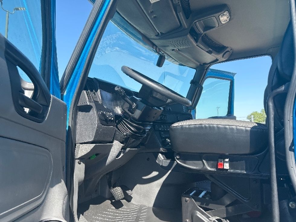Day Cab Tractor-Heavy Duty Tractors-International-2019-RH613-El Paso-TX-238,220\n\t\tmiles-$ 31,000 - Image 9