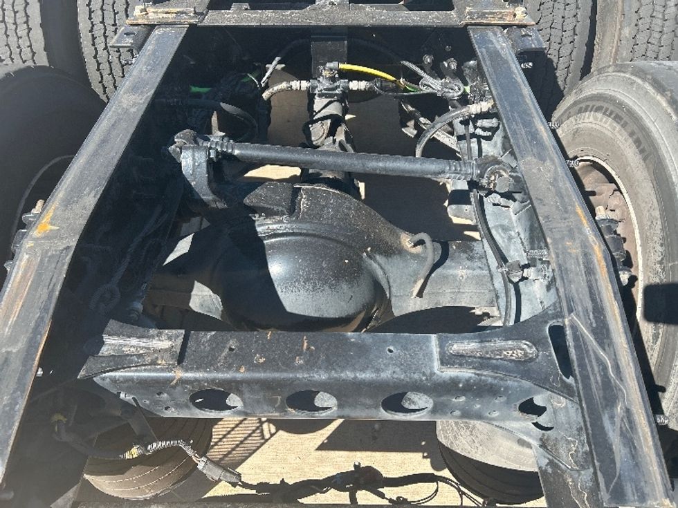 Day Cab Tractor-Heavy Duty Tractors-International-2019-RH613-El Paso-TX-240,133\n\t\tmiles-$ 31,000 - Image 6
