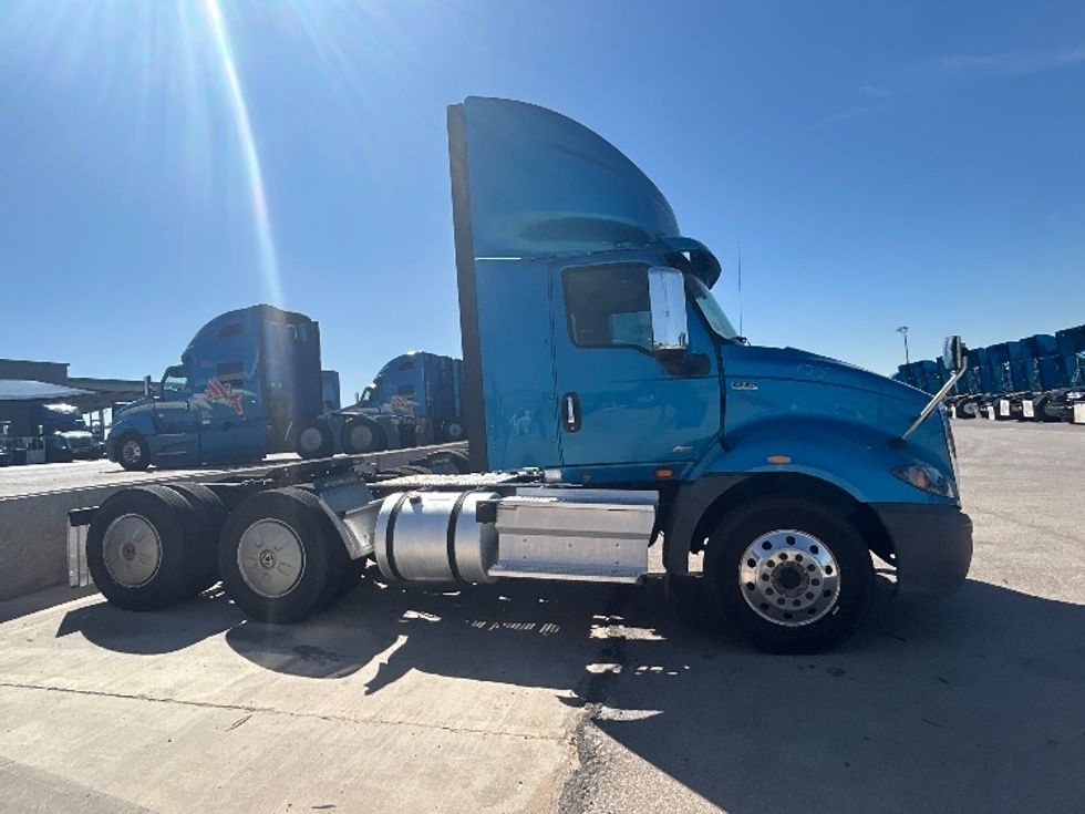 Day Cab Tractor-Heavy Duty Tractors-International-2019-RH613-El Paso-TX-240,133\n\t\tmiles-$ 31,000 - Image 8