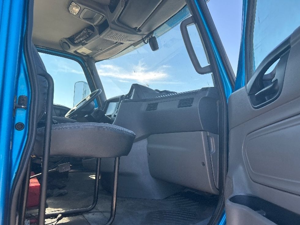 Day Cab Tractor-Heavy Duty Tractors-International-2019-RH613-El Paso-TX-240,158\n\t\tmiles-$ 31,000 - Image 12