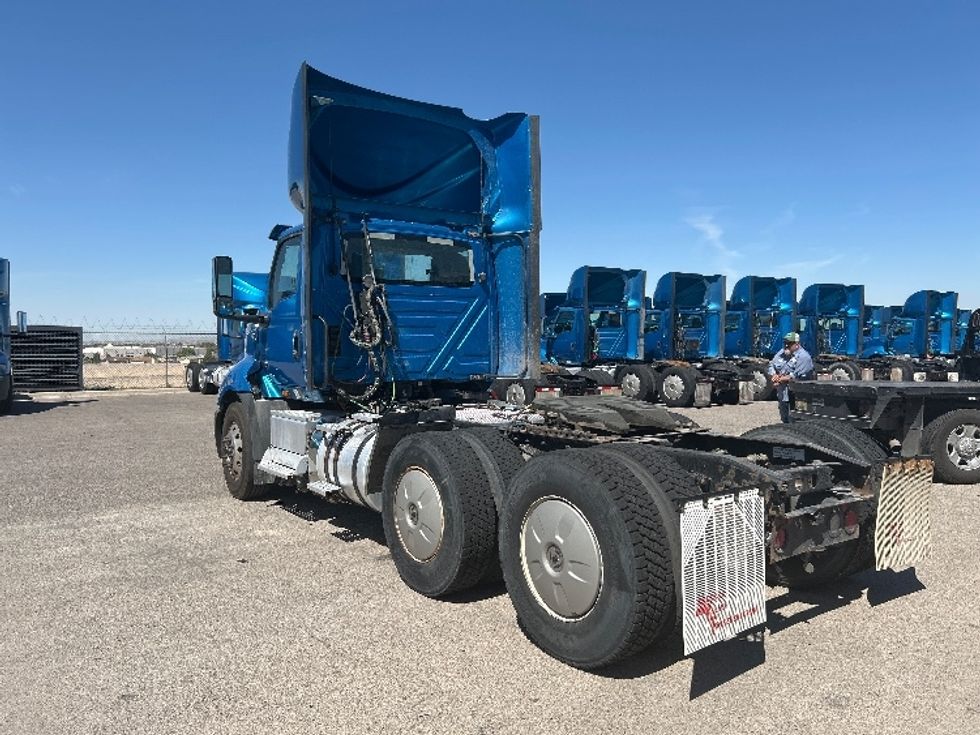 Day Cab Tractor-Heavy Duty Tractors-International-2019-RH613-El Paso-TX-240,158\n\t\tmiles-$ 31,000 - Image 5