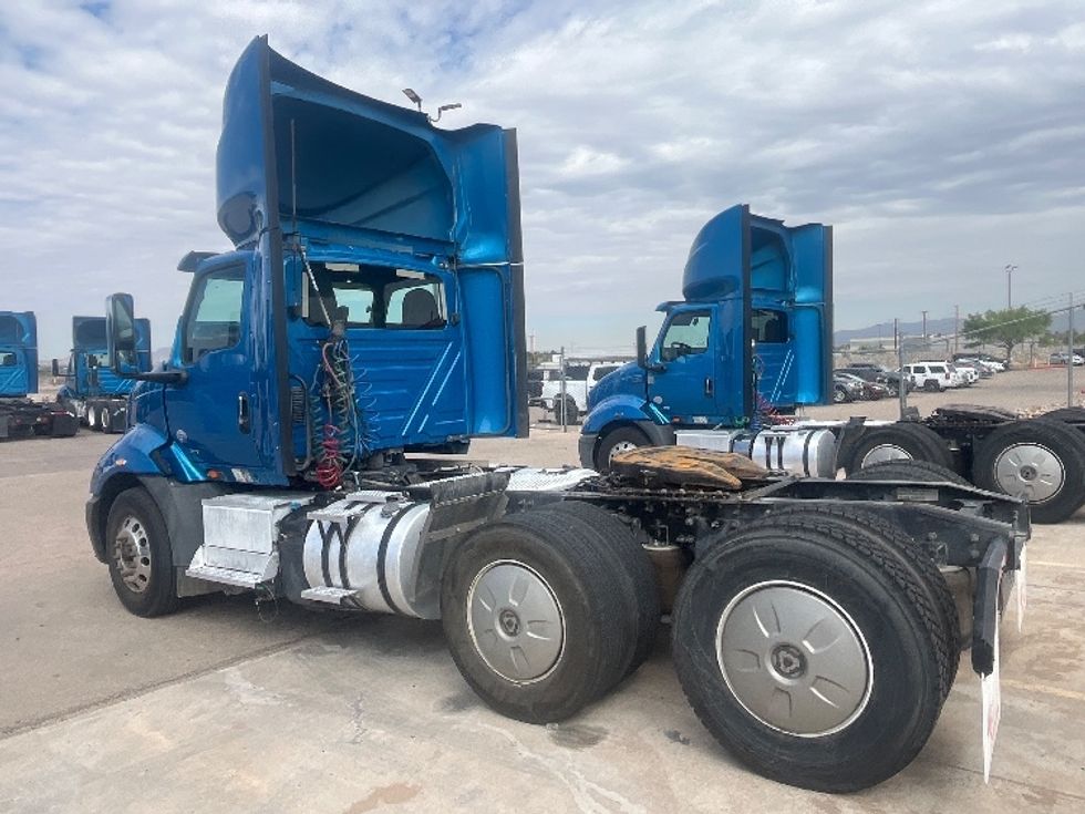 Day Cab Tractor-Heavy Duty Tractors-International-2019-RH613-El Paso-TX-242,268\n\t\tmiles-$ 31,000 - Image 5