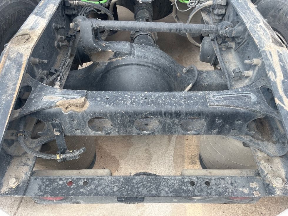 Day Cab Tractor-Heavy Duty Tractors-International-2019-RH613-El Paso-TX-242,268\n\t\tmiles-$ 31,000 - Image 6