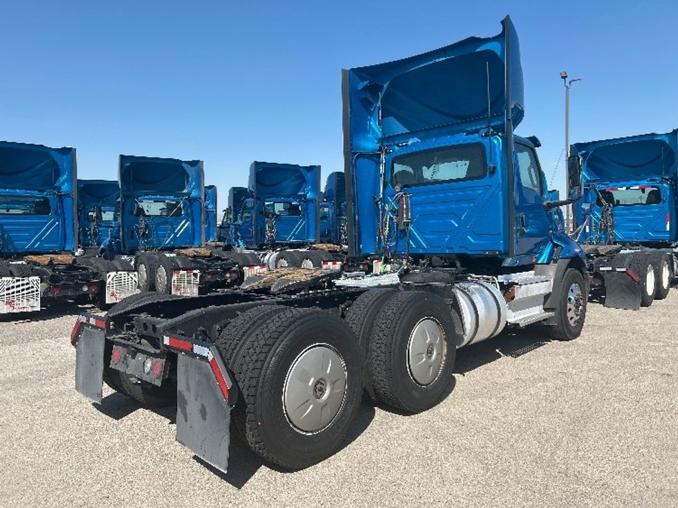 Day Cab Tractor-Heavy Duty Tractors-International-2019-RH613-El Paso-TX-249,285\n\t\tmiles-$ 31,000 - Image 7