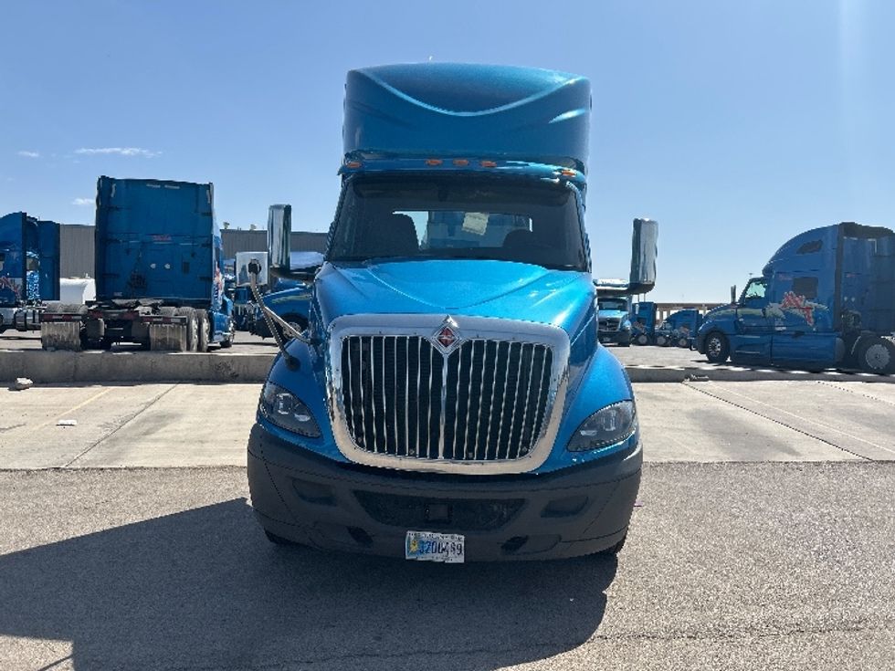 2019 International RH613 RH photo 2