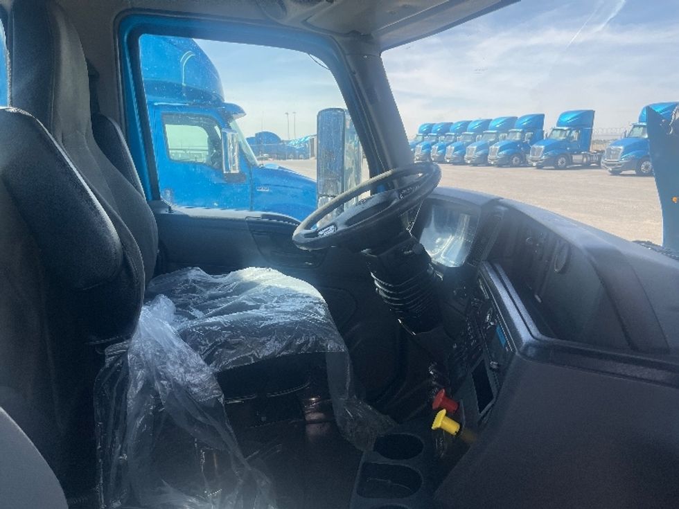 2019 International RH613 RH photo 11