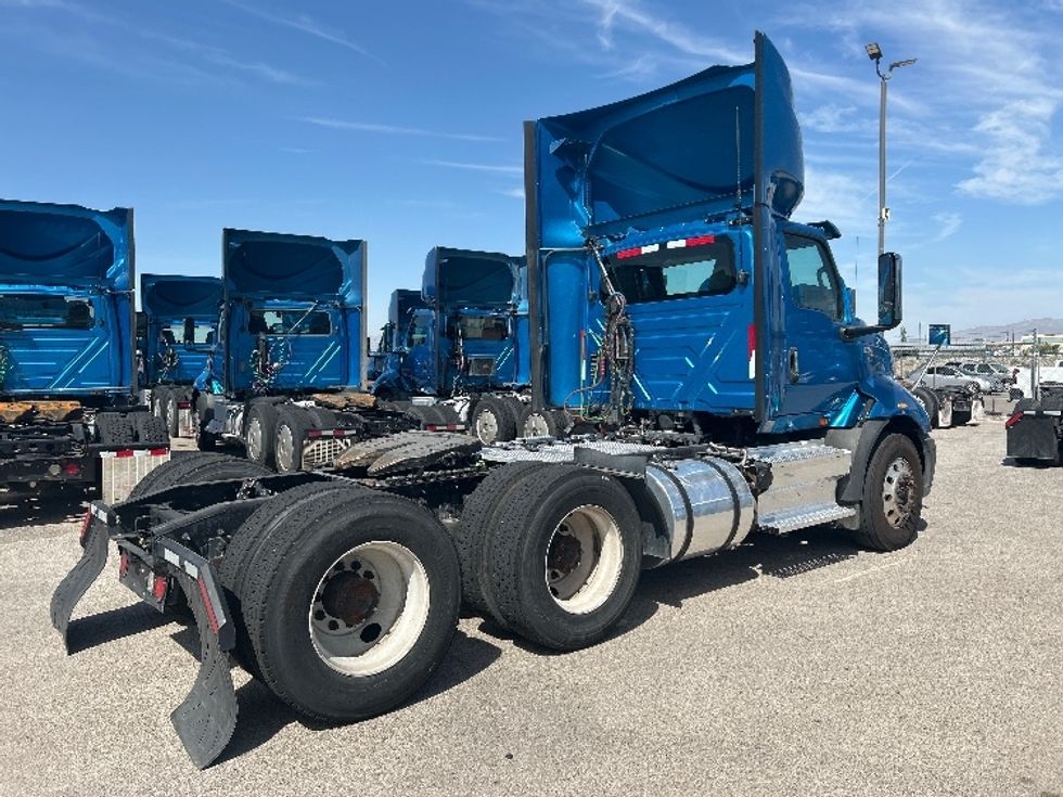 Day Cab Tractor-Heavy Duty Tractors-International-2019-RH613-El Paso-TX-255,951\n\t\tmiles-$ 31,000 - Image 7