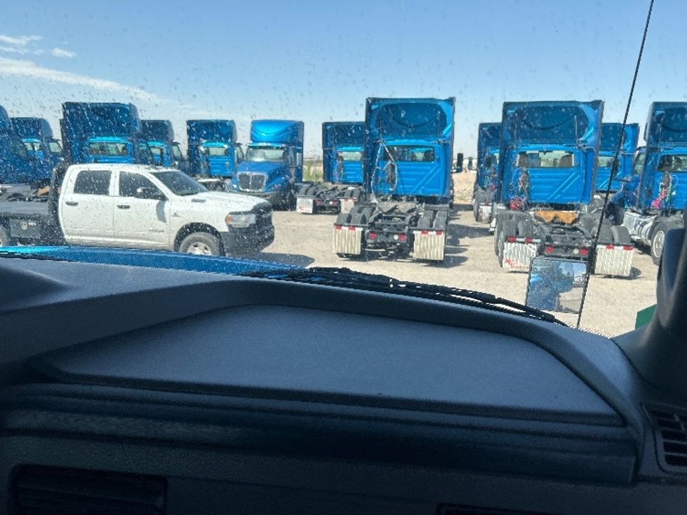 Day Cab Tractor-Heavy Duty Tractors-International-2019-RH613-El Paso-TX-257,590\n\t\tmiles-$ 31,000 - Image 13