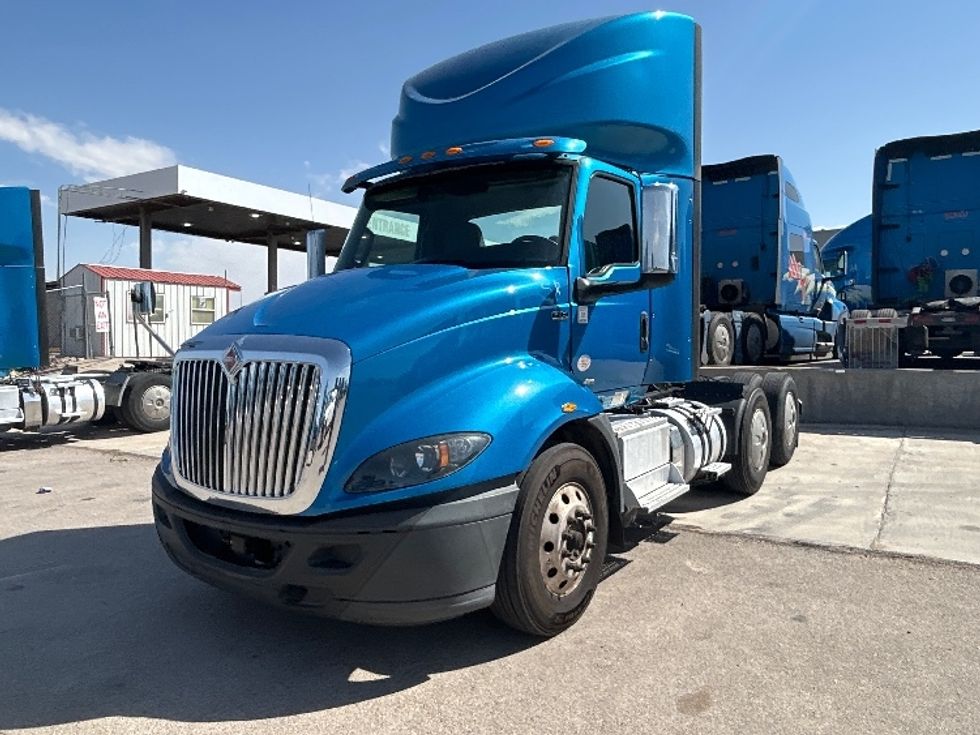 Day Cab Tractor-Heavy Duty Tractors-International-2019-RH613-El Paso-TX-257,590\n\t\tmiles-$ 31,000 - Image 3