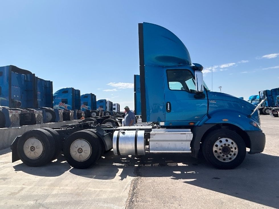 Day Cab Tractor-Heavy Duty Tractors-International-2019-RH613-El Paso-TX-257,590\n\t\tmiles-$ 31,000 - Image 8
