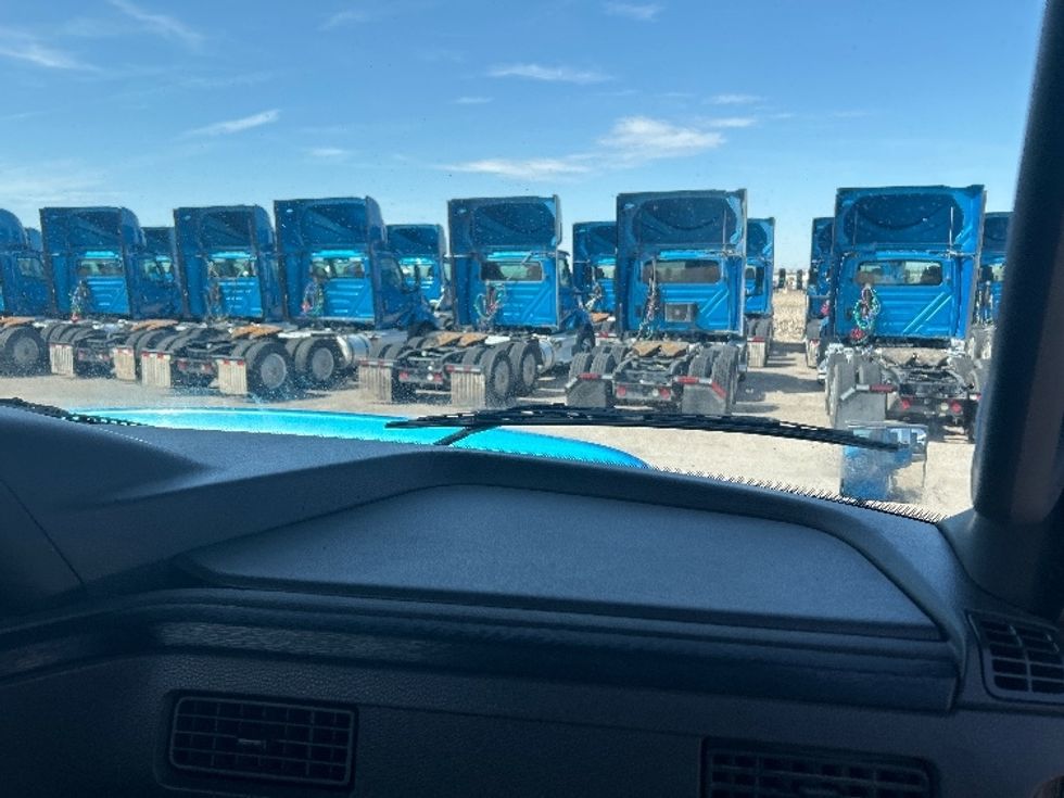 Day Cab Tractor-Heavy Duty Tractors-International-2019-RH613-El Paso-TX-259,211\n\t\tmiles-$ 31,000 - Image 13