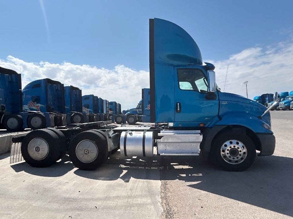 Day Cab Tractor-Heavy Duty Tractors-International-2019-RH613-El Paso-TX-267,479\n\t\tmiles-$ 31,000 - Image 8