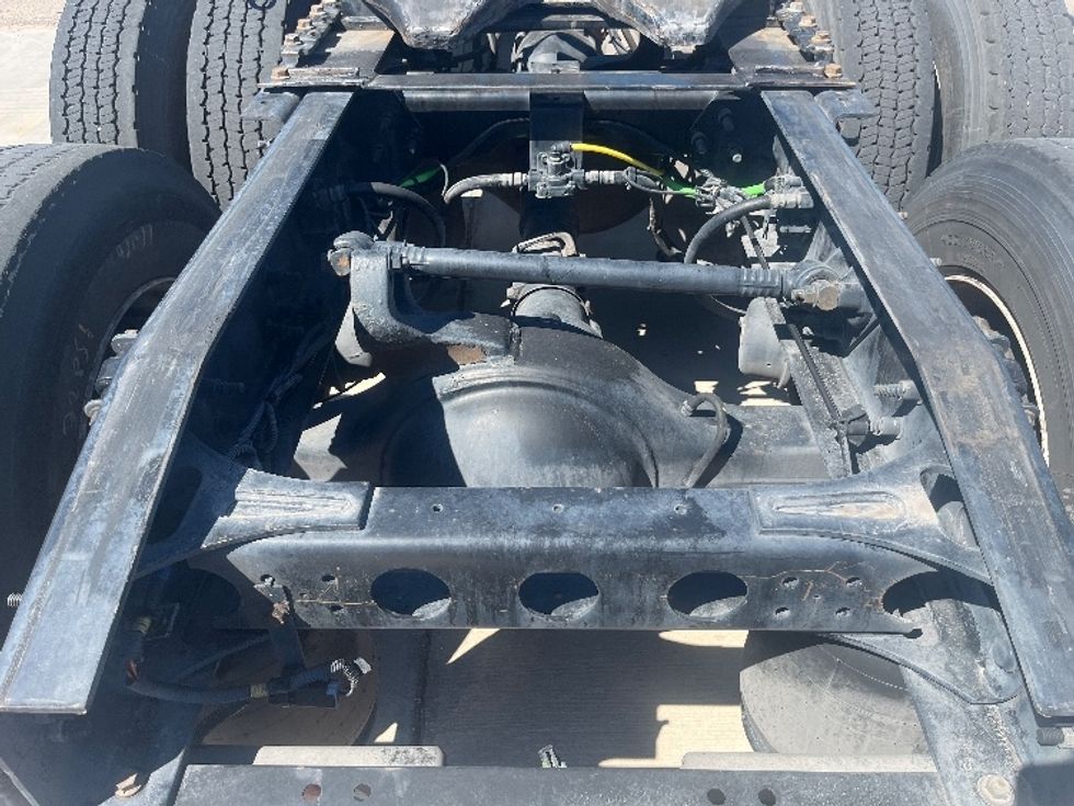 Day Cab Tractor-Heavy Duty Tractors-International-2019-RH613-El Paso-TX-272,425\n\t\tmiles-$ 31,000 - Image 6