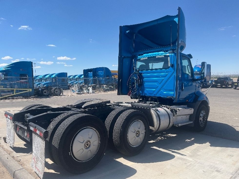 Day Cab Tractor-Heavy Duty Tractors-International-2019-RH613-El Paso-TX-272,425\n\t\tmiles-$ 31,000 - Image 7