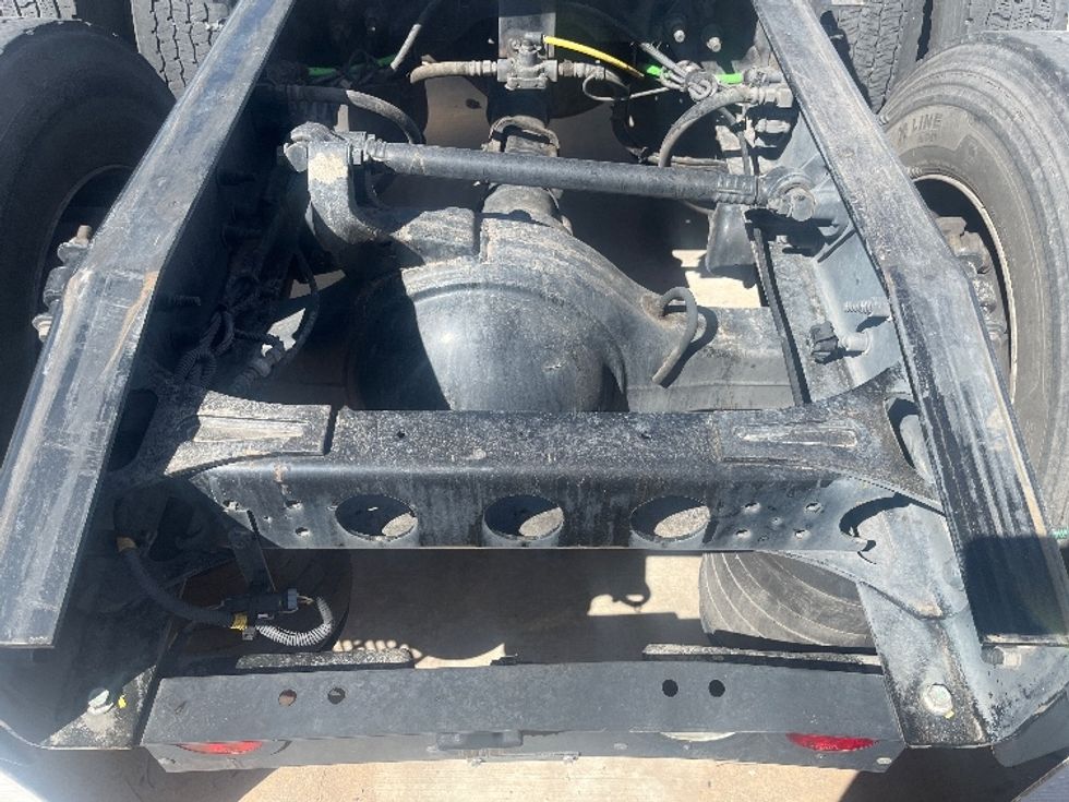 Day Cab Tractor-Heavy Duty Tractors-International-2019-RH613-El Paso-TX-286,512\n\t\tmiles-$ 31,000 - Image 6