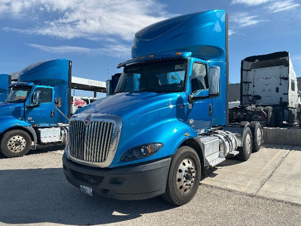 Day Cab Tractor-Heavy Duty Tractors-International-2019-RH613-El Paso-TX-309,128\n\t\tmiles-$ 30,250 - Image 3