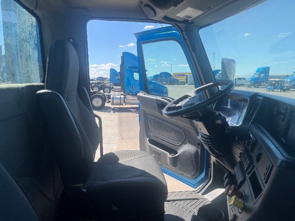 Day Cab Tractor-Heavy Duty Tractors-International-2019-RH613-El Paso-TX-341,658\n\t\tmiles-$ 28,500 - Image 14