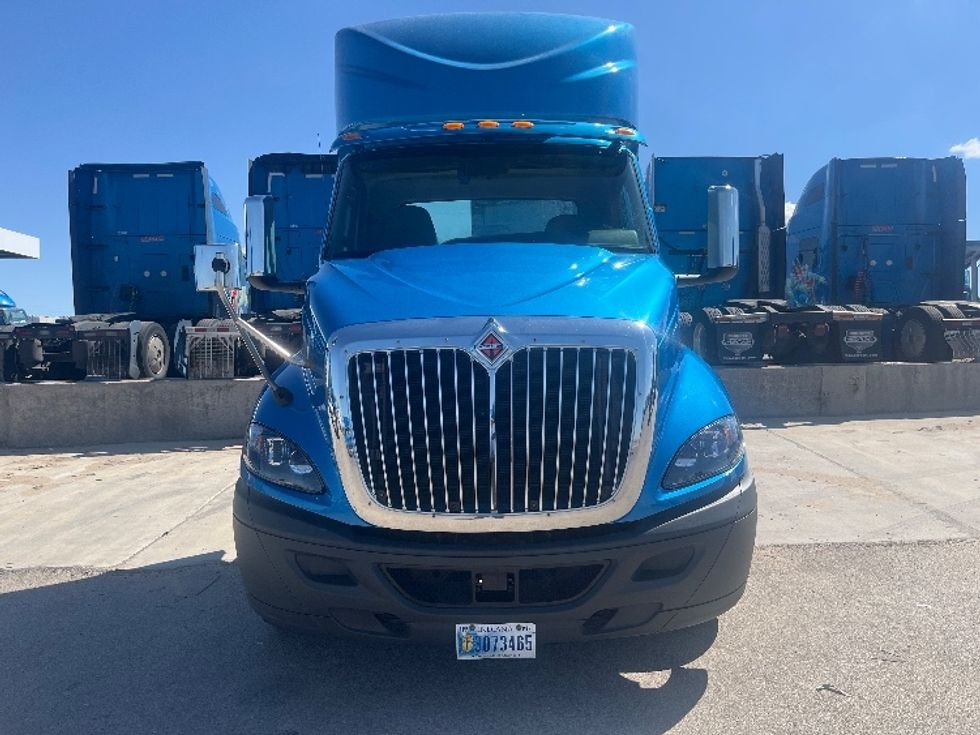 Day Cab Tractor-Heavy Duty Tractors-International-2019-RH613-El Paso-TX-341,658\n\t\tmiles-$ 28,500 - Image 2