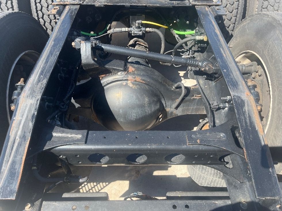 Day Cab Tractor-Heavy Duty Tractors-International-2019-RH613-El Paso-TX-341,658\n\t\tmiles-$ 28,500 - Image 6