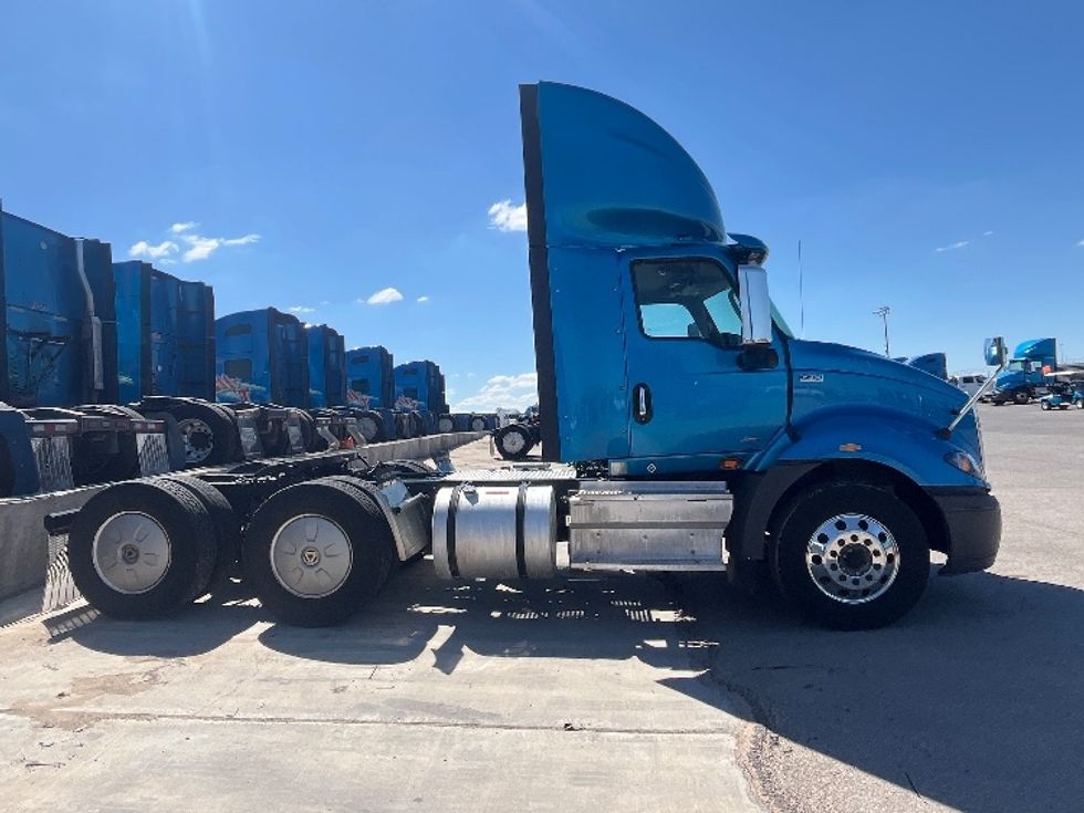 Day Cab Tractor-Heavy Duty Tractors-International-2019-RH613-El Paso-TX-341,658\n\t\tmiles-$ 28,500 - Image 8