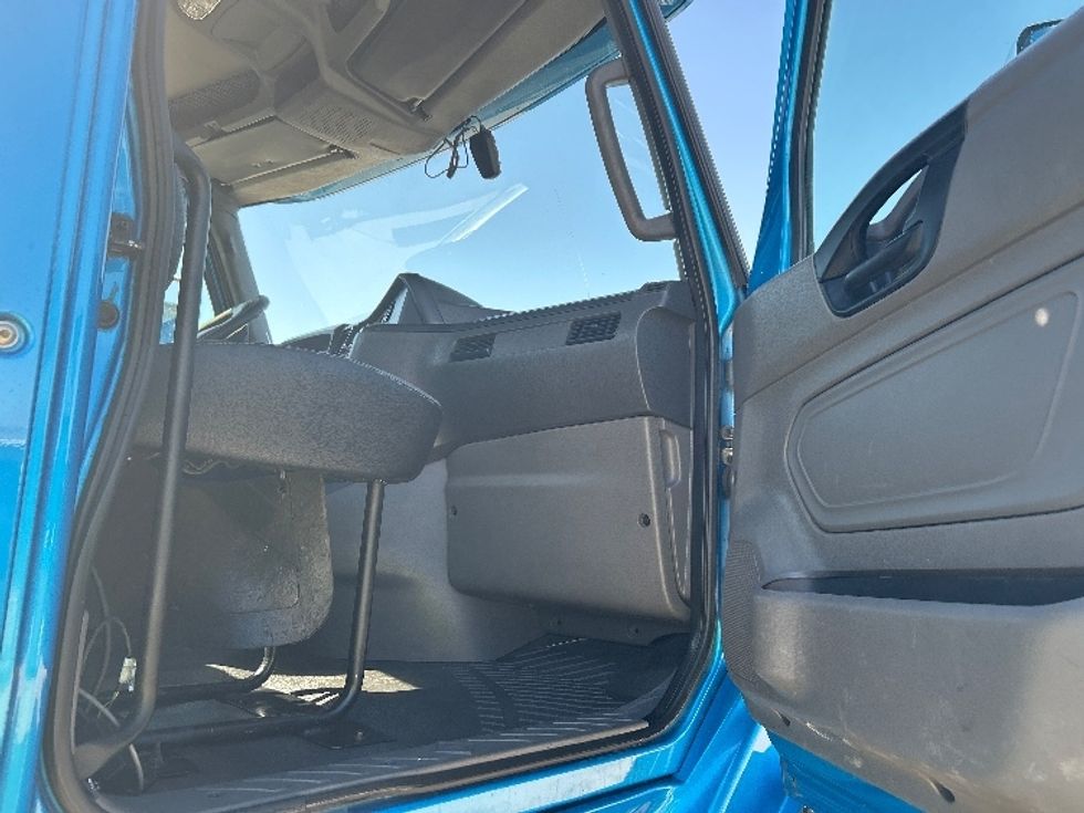 Day Cab Tractor-Heavy Duty Tractors-International-2019-RH613-El Paso-TX-350,840\n\t\tmiles-$ 28,000 - Image 12