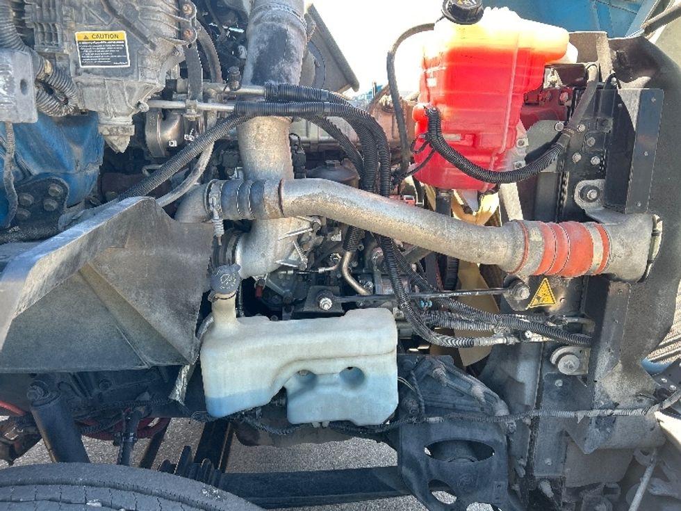 Day Cab Tractor-Heavy Duty Tractors-International-2019-RH613-El Paso-TX-350,840\n\t\tmiles-$ 28,000 - Image 15