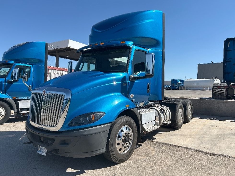 Day Cab Tractor-Heavy Duty Tractors-International-2019-RH613-El Paso-TX-350,840\n\t\tmiles-$ 28,000 - Image 3