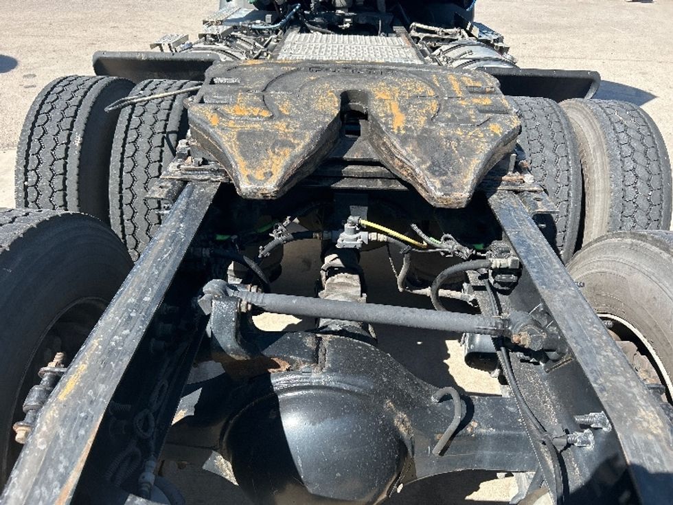 Day Cab Tractor-Heavy Duty Tractors-International-2019-RH613-El Paso-TX-350,840\n\t\tmiles-$ 28,000 - Image 6
