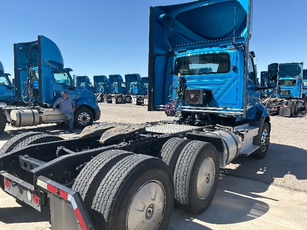Day Cab Tractor-Heavy Duty Tractors-International-2019-RH613-El Paso-TX-350,840\n\t\tmiles-$ 28,000 - Image 7