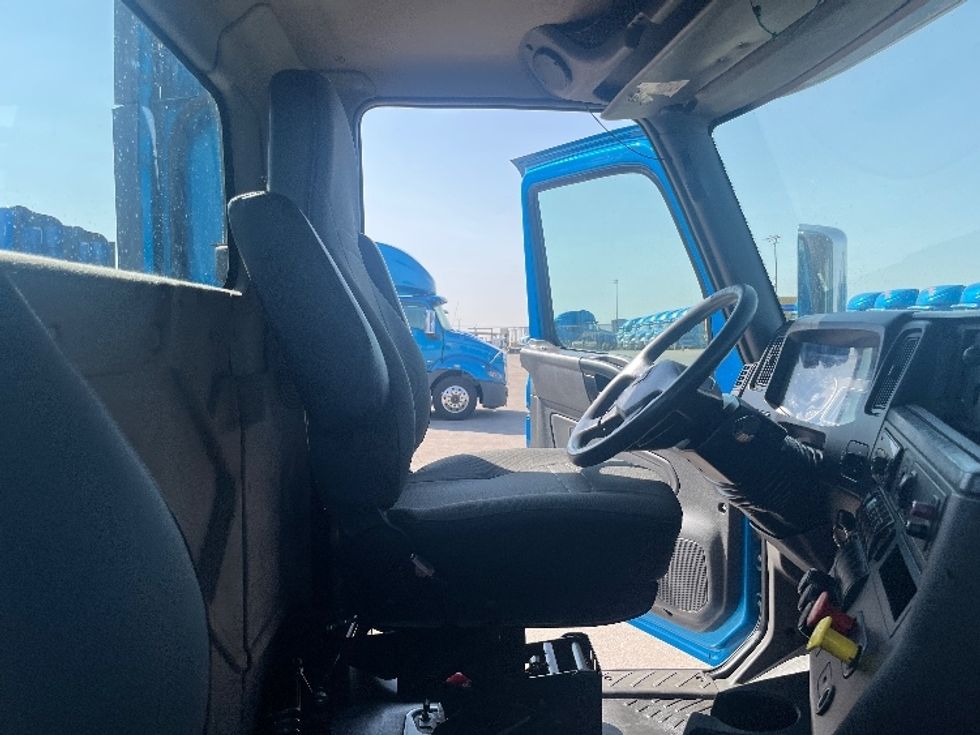 Day Cab Tractor-Heavy Duty Tractors-International-2019-RH613-El Paso-TX-357,765\n\t\tmiles-$ 27,500 - Image 14