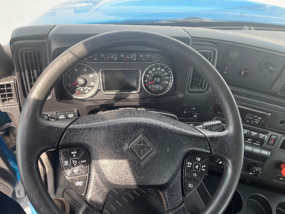 Day Cab Tractor-Heavy Duty Tractors-International-2019-RH613-El Paso-TX-383,547\n\t\tmiles-$ 26,000 - Image 11