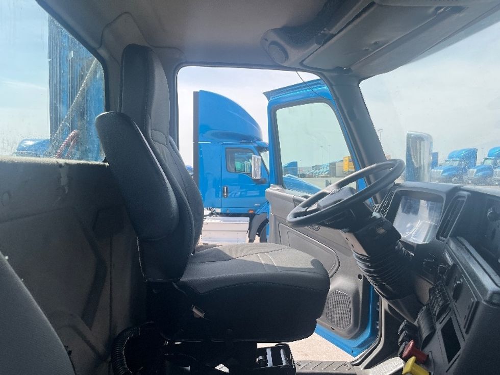 Day Cab Tractor-Heavy Duty Tractors-International-2019-RH613-El Paso-TX-383,547\n\t\tmiles-$ 26,000 - Image 14