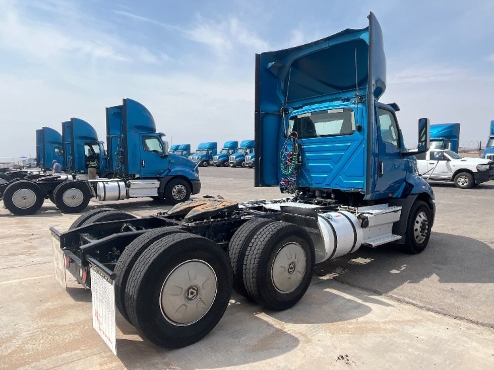 Day Cab Tractor-Heavy Duty Tractors-International-2019-RH613-El Paso-TX-383,547\n\t\tmiles-$ 26,000 - Image 7