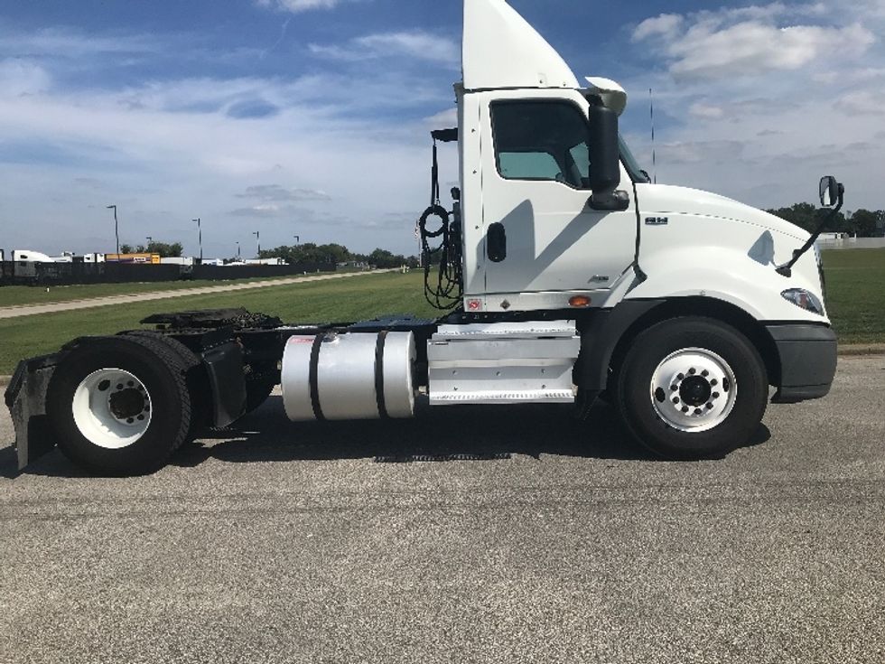 Day Cab Tractor-Heavy Duty Tractors-International-2019-RH613-Evansville-IN-411,420\n\t\tmiles-$ 15,000 - Image 8