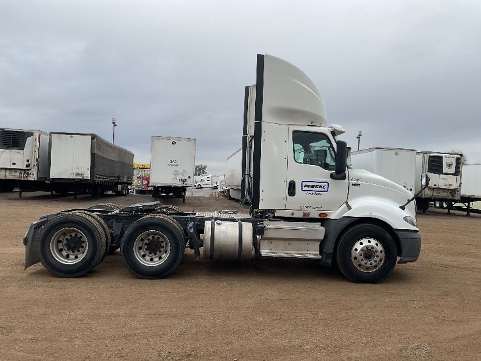 Day Cab Tractor-Heavy Duty Tractors-International-2019-RH613-Evansville-IN-476,111\n\t\tmiles-$ 22,250 - Image 8
