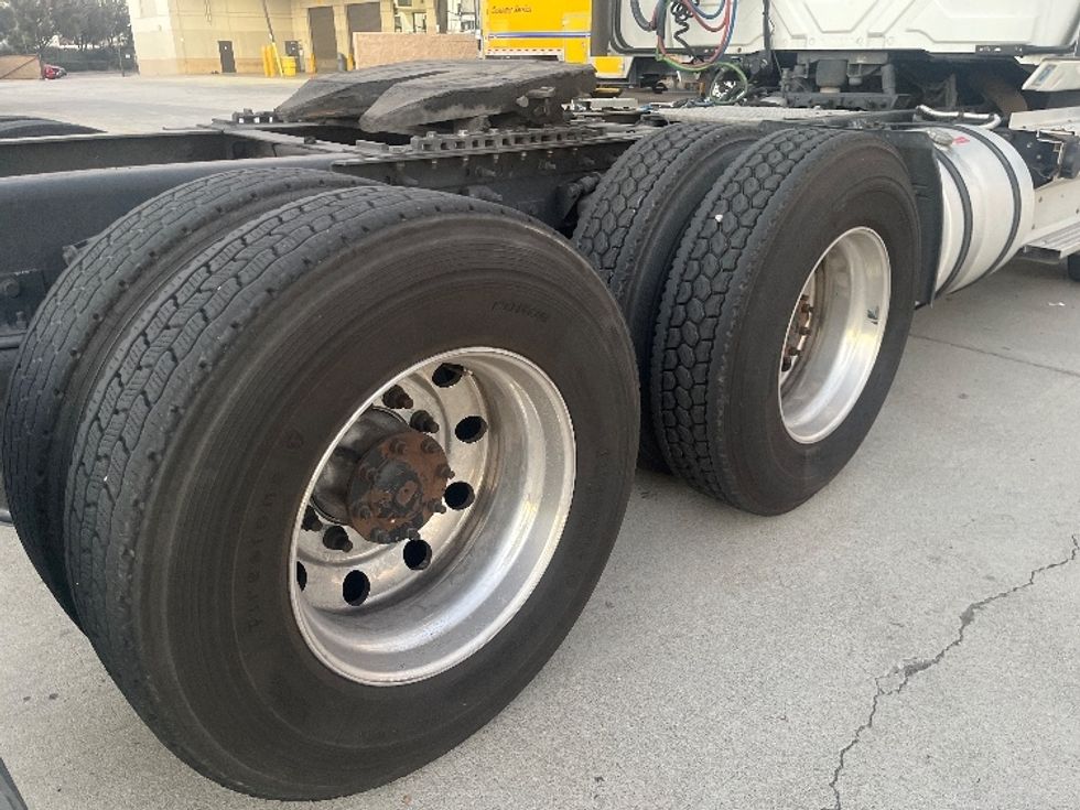 Day Cab Tractor-Heavy Duty Tractors-International-2019-RH613-Fontana-CA-454,511\n\t\tmiles-$ 21,000 - Image 16