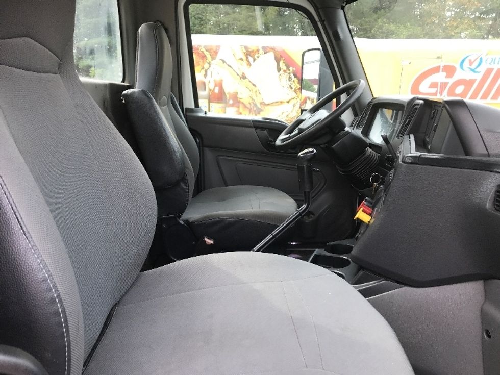 Day Cab Tractor-Heavy Duty Tractors-International-2019-RH613-Harrisburg-PA-267,310\n\t\tmiles-$ 24,500 - Image 14