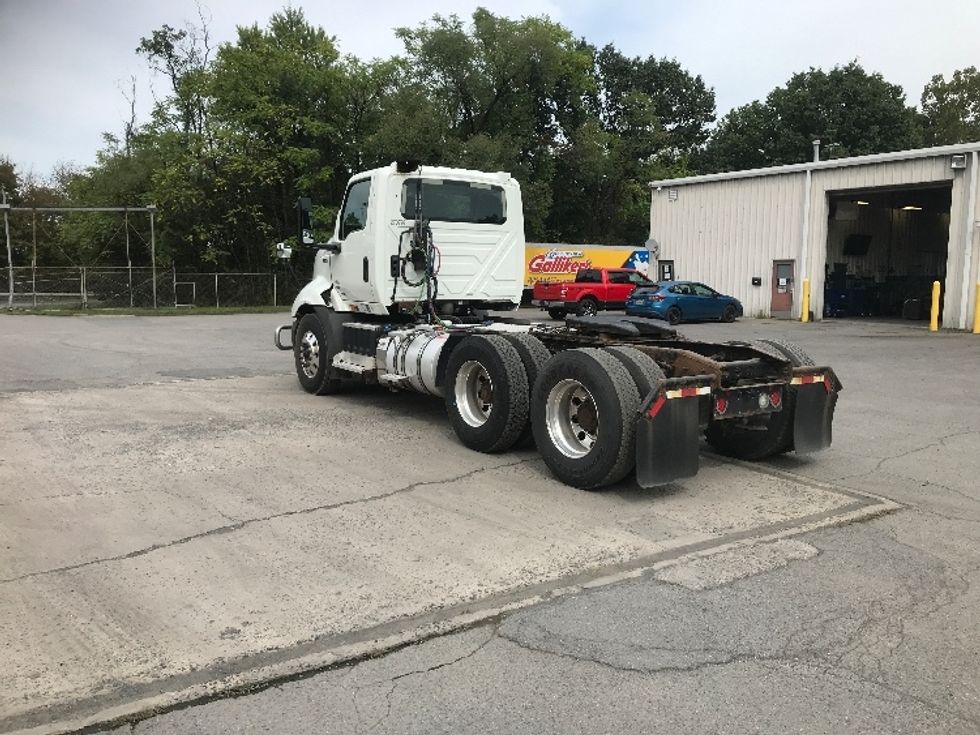 Day Cab Tractor-Heavy Duty Tractors-International-2019-RH613-Harrisburg-PA-267,310\n\t\tmiles-$ 24,500 - Image 5