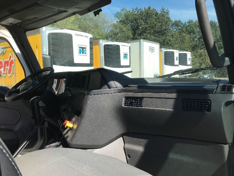 Day Cab Tractor-Heavy Duty Tractors-International-2019-RH613-Harrisburg-PA-281,172\n\t\tmiles-$ 24,500 - Image 13