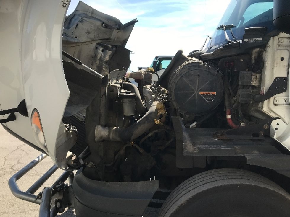 Day Cab Tractor-Heavy Duty Tractors-International-2019-RH613-Harrisburg-PA-281,172\n\t\tmiles-$ 24,500 - Image 16